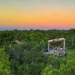 Treehouse H2ojos Campsite Tulum