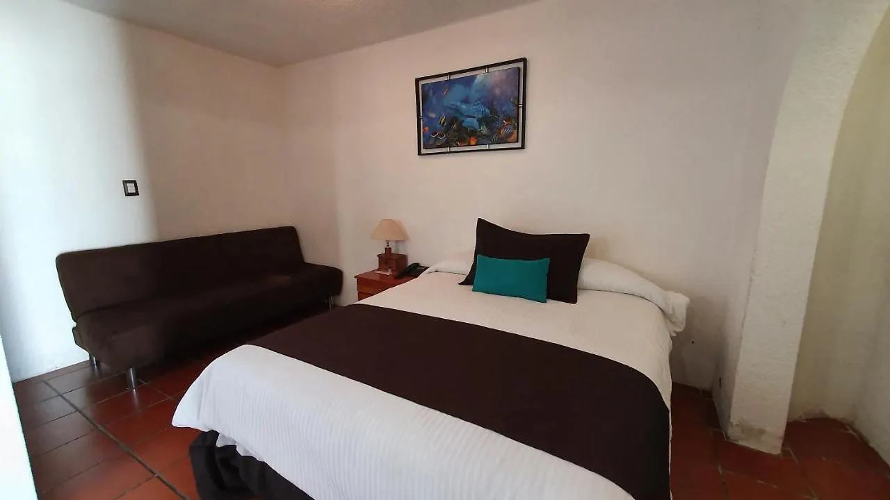Hill House Mazatlan - Bed & Breakfast 0*,