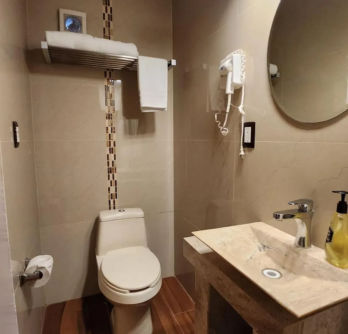Hill House Mazatlan - Bed & Breakfast Mexico